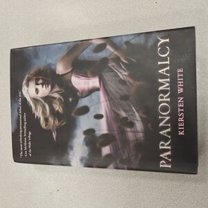 Paranormalcy by Kiersten White(1st Edition/Second Printing, Paranormalcy #1 B-G)